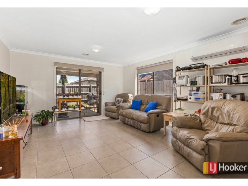 15 Tussock Drive, Wallan VIC 3756