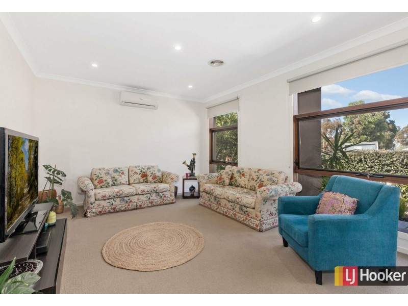 12 Appleberry Way, Wallan VIC 3756