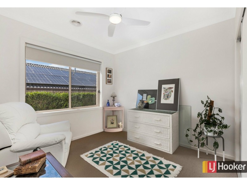 12 Appleberry Way, Wallan VIC 3756