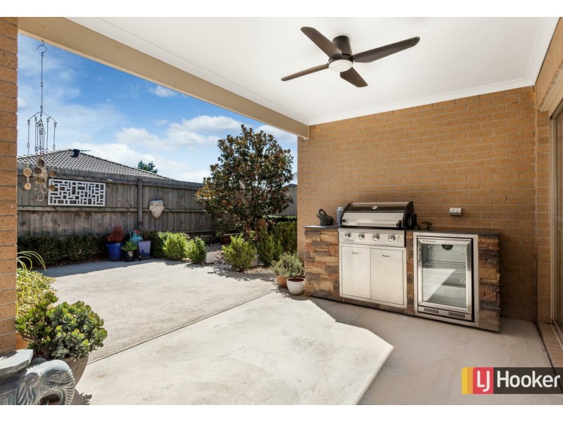 12 Appleberry Way, Wallan VIC 3756