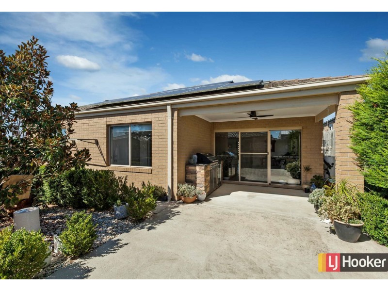 12 Appleberry Way, Wallan VIC 3756