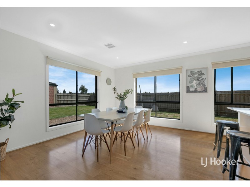 12 Bridgewater Parkway, Wallan VIC 3756