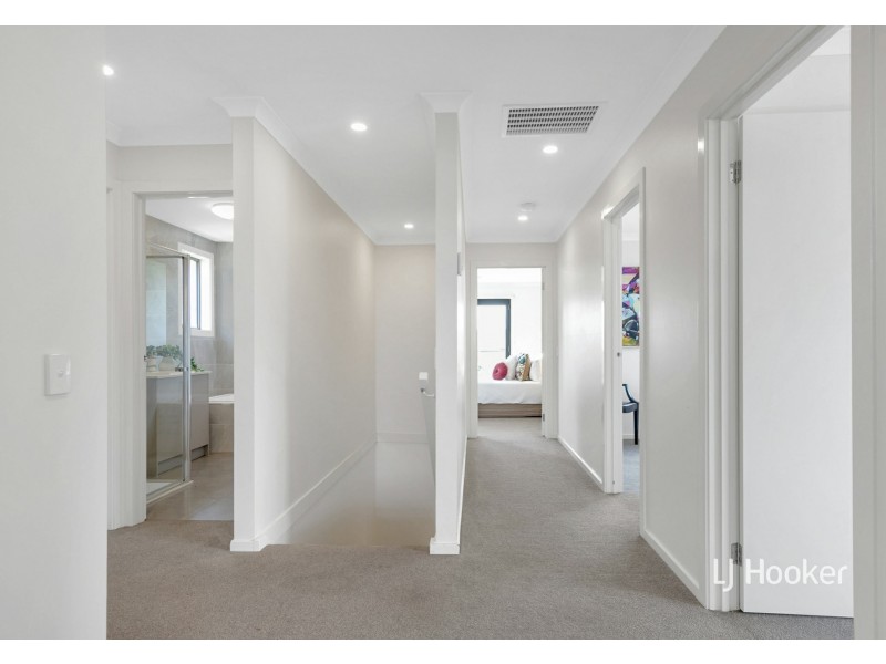 12 Bridgewater Parkway, Wallan VIC 3756