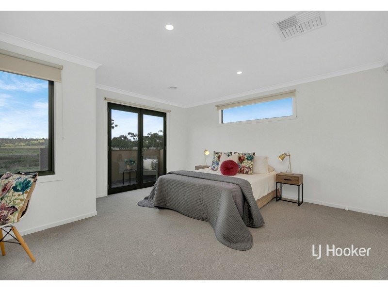 12 Bridgewater Parkway, Wallan VIC 3756