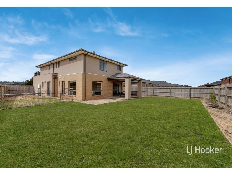 12 Bridgewater Parkway, Wallan VIC 3756