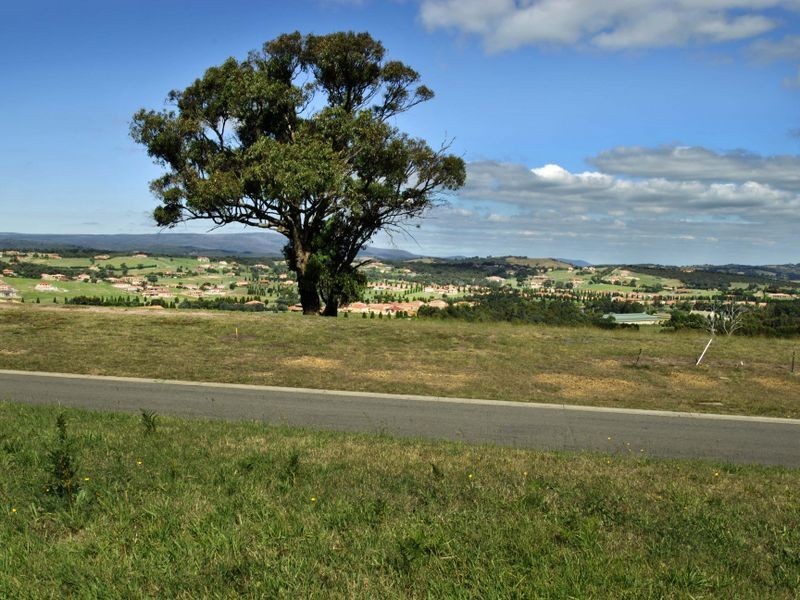 12 (L 296) Siena Ridge, Hidden Valley VIC 3756