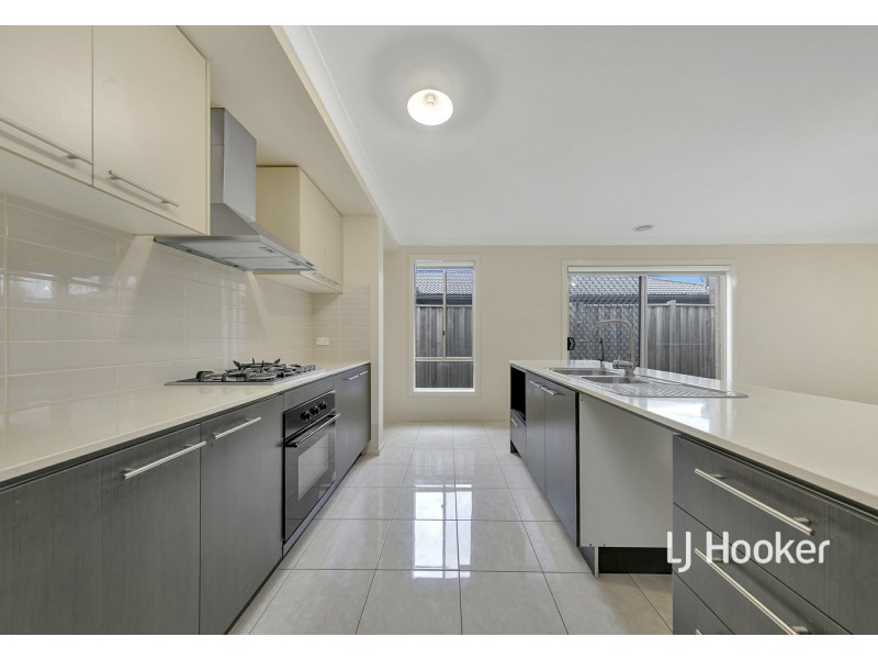 21 Buckland Hill Drive, Wallan VIC 3756