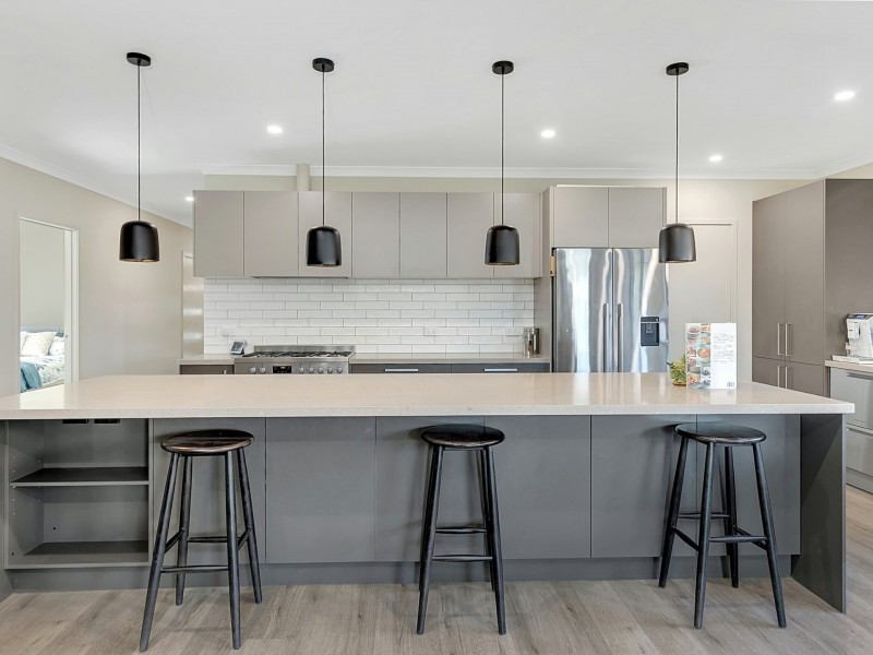 19 Black Range Avenue, Craigieburn VIC 3064