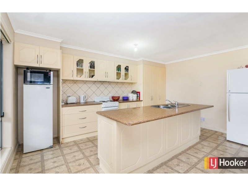 4 Benjamin Court, Wallan VIC 3756