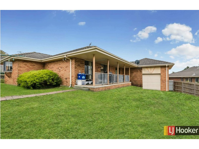 4 Benjamin Court, Wallan VIC 3756
