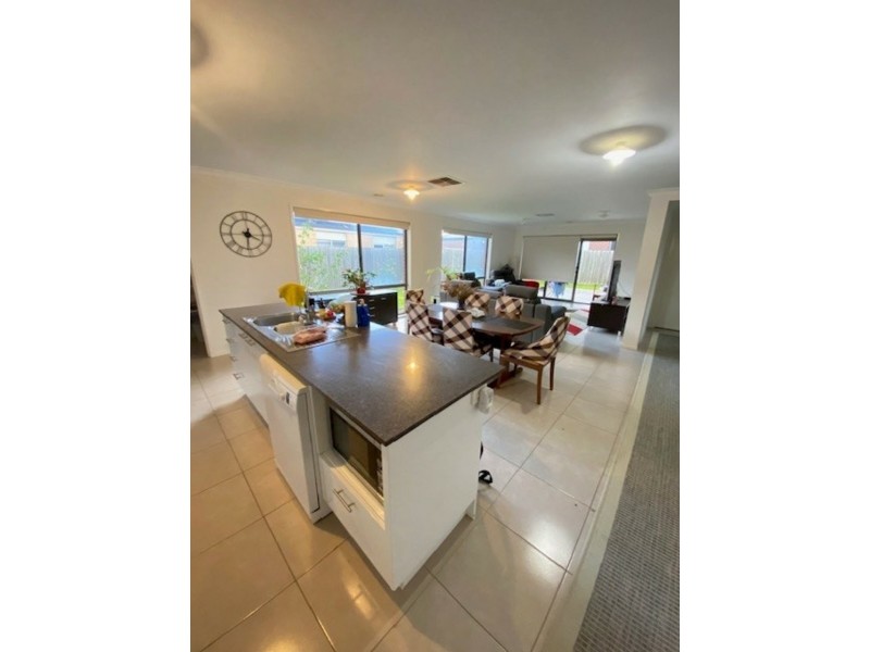 25 Brooklime Way, Wallan VIC 3756