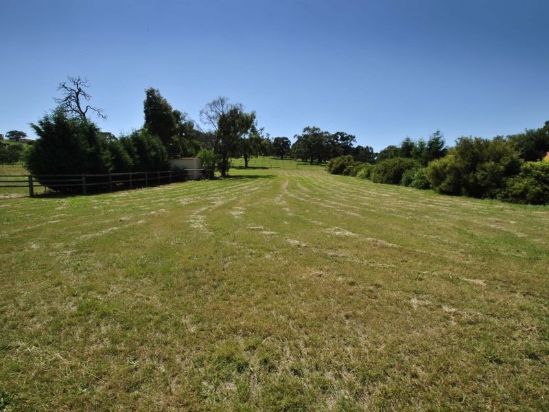 1550 Valley Drive, Hidden Valley VIC 3756