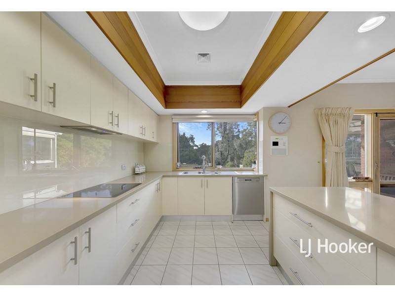 44 Melrose Drive, Kilmore VIC 3764