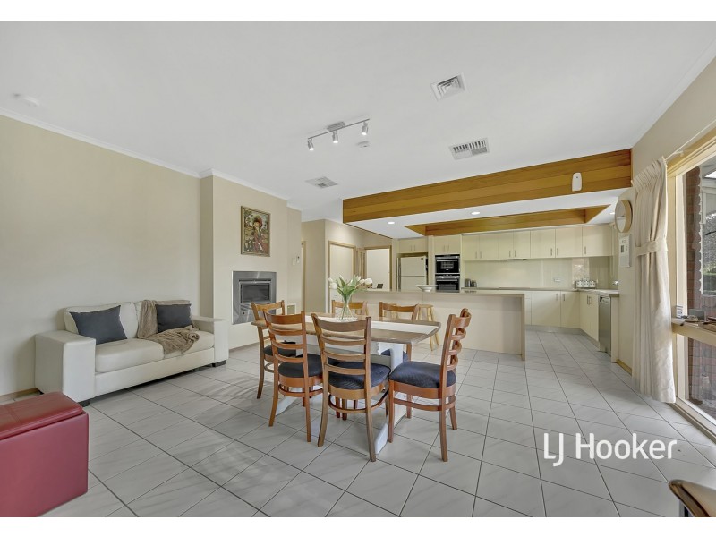 44 Melrose Drive, Kilmore VIC 3764