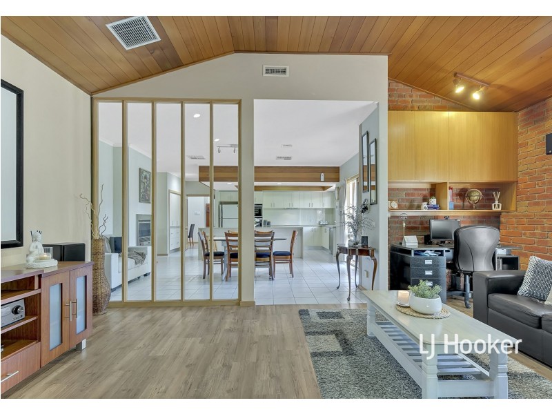 44 Melrose Drive, Kilmore VIC 3764