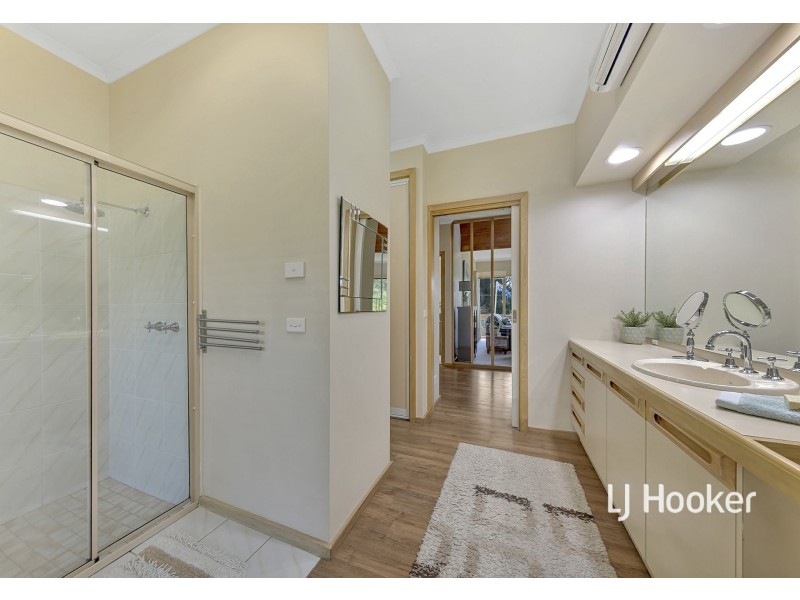 44 Melrose Drive, Kilmore VIC 3764