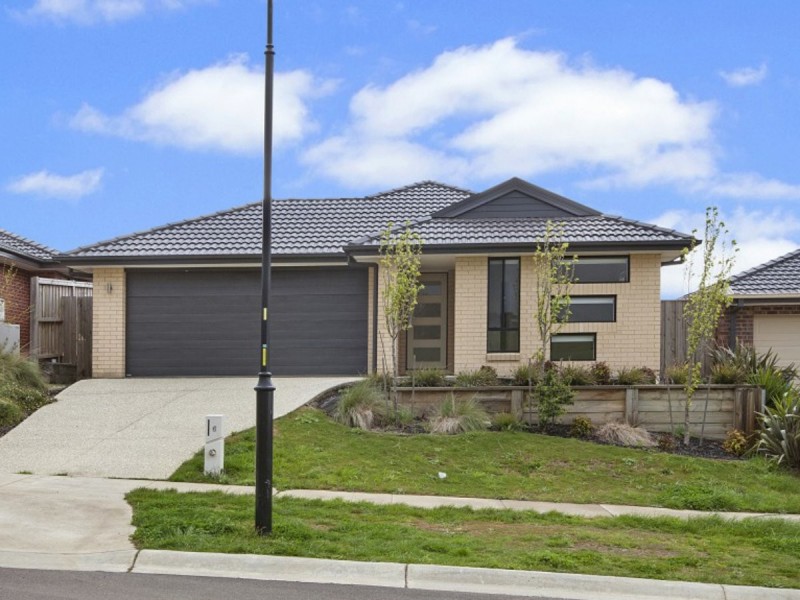 6 Boronia Avenue, Wallan VIC 3756