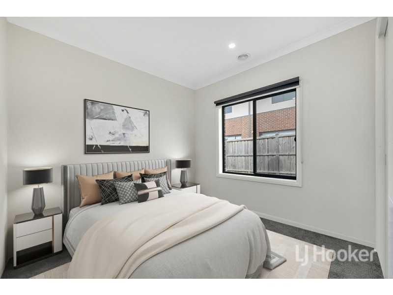 64 Docker Circuit, Mickleham VIC 3064