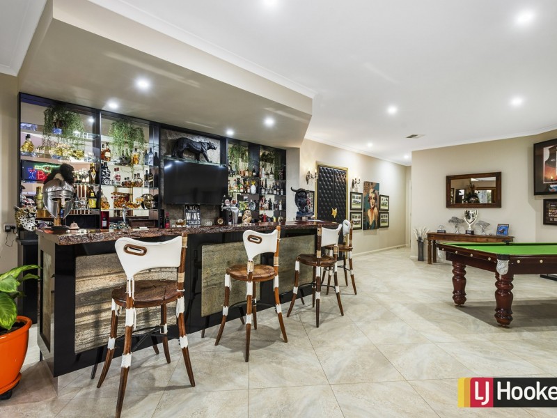 120 Dolomite Rise, Hidden Valley VIC 3756