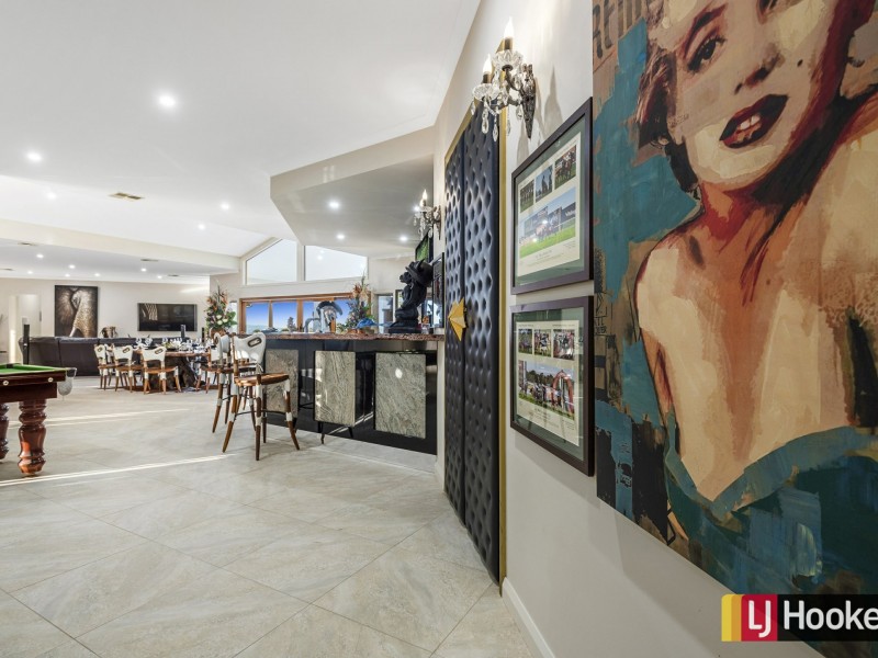 120 Dolomite Rise, Hidden Valley VIC 3756