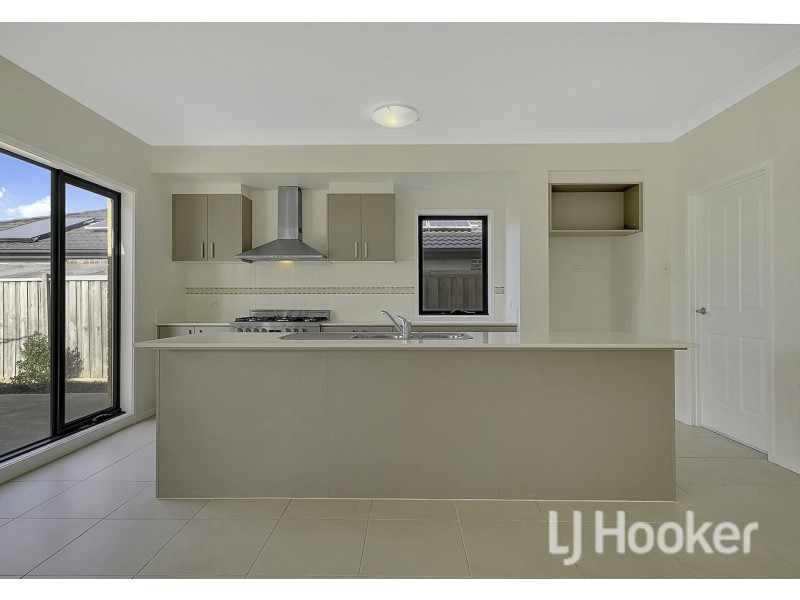 157 Wallara Waters Boulevard, Wallan VIC 3756