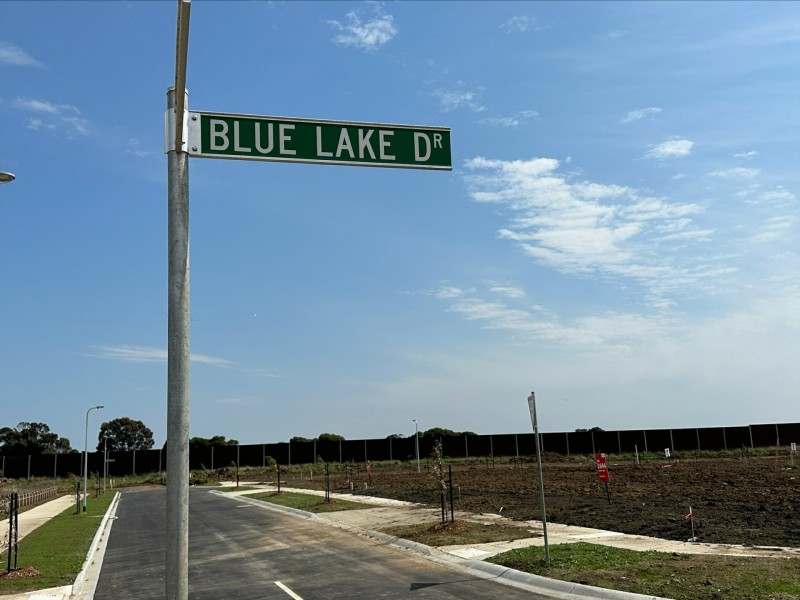 Lot 1612 Blue Lake Drive, Wallan VIC 3756