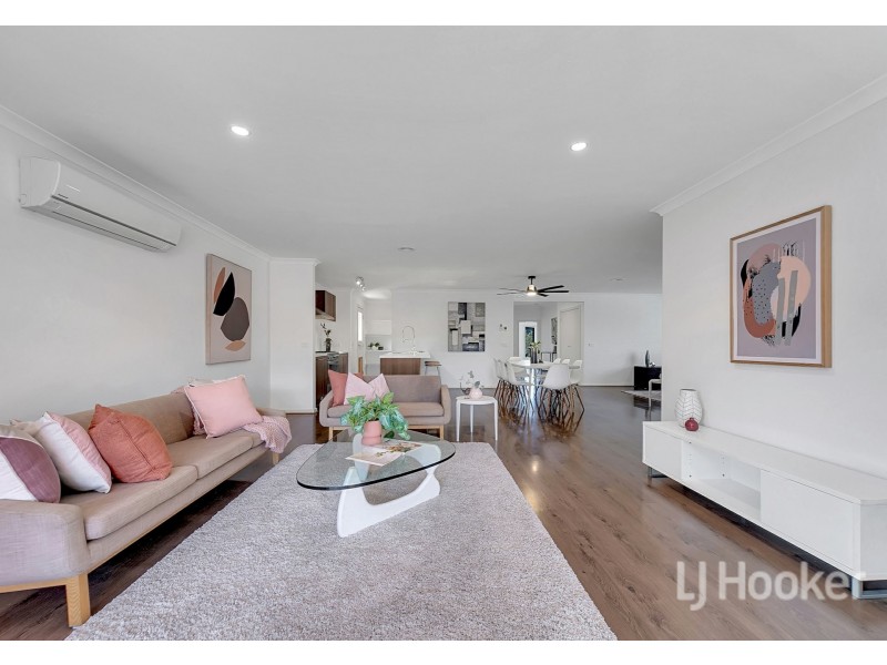 19 Berry Saltbush Drive, Wallan VIC 3756