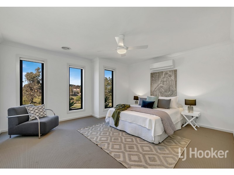 19 Berry Saltbush Drive, Wallan VIC 3756