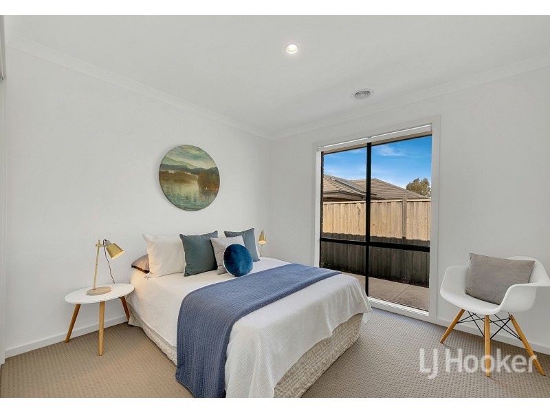 19 Berry Saltbush Drive, Wallan VIC 3756