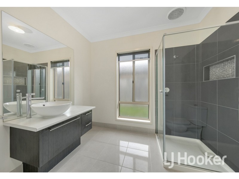 171 Wallara Waters Boulevard, Wallan VIC 3756