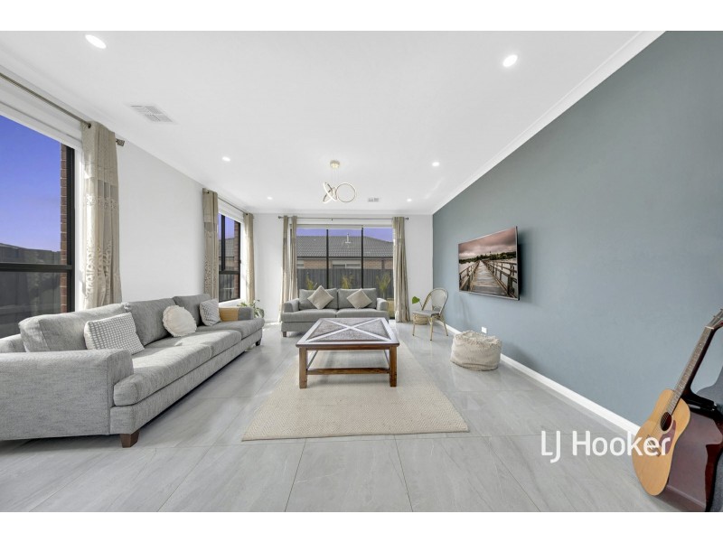 8 Westgate Avenue, Wallan VIC 3756