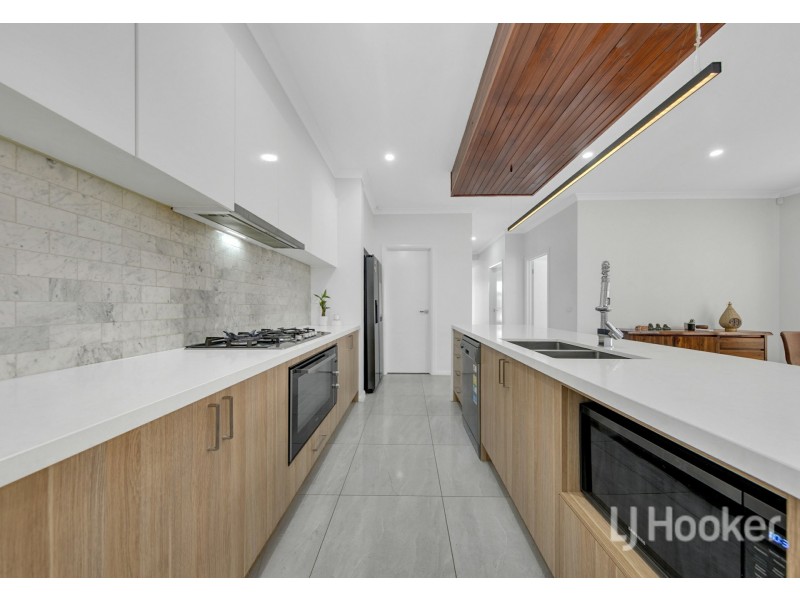 8 Westgate Avenue, Wallan VIC 3756