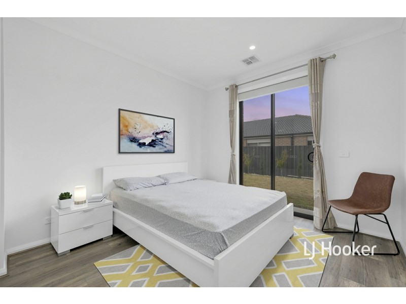 8 Westgate Avenue, Wallan VIC 3756