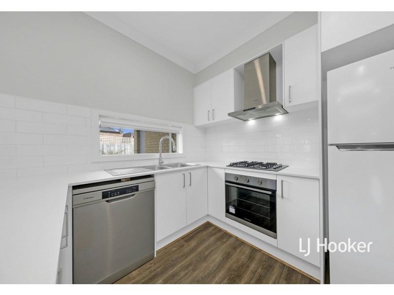 Unit 1/141 Dudley Street, Wallan VIC 3756