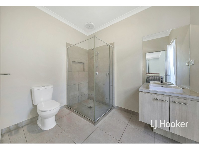 48 Holly Drive, Wallan VIC 3756