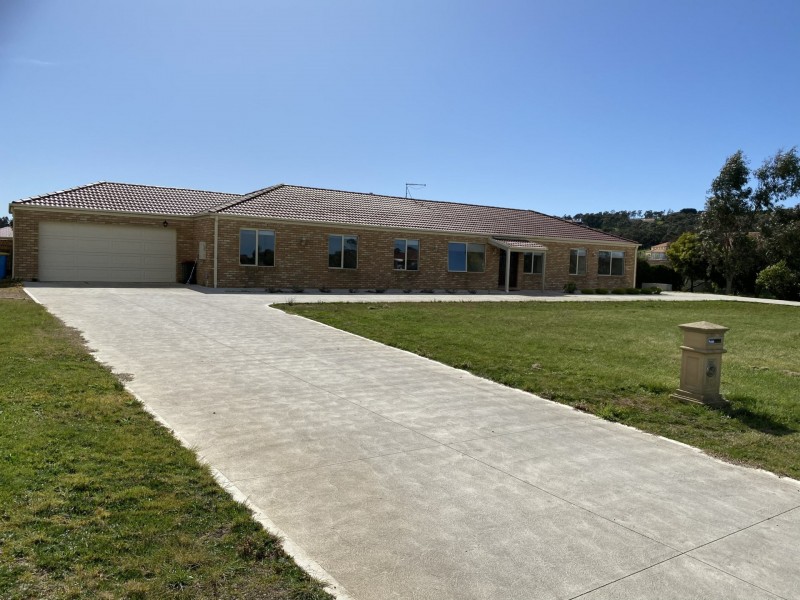 20 Cavallo Crescent, Hidden Valley VIC 3756