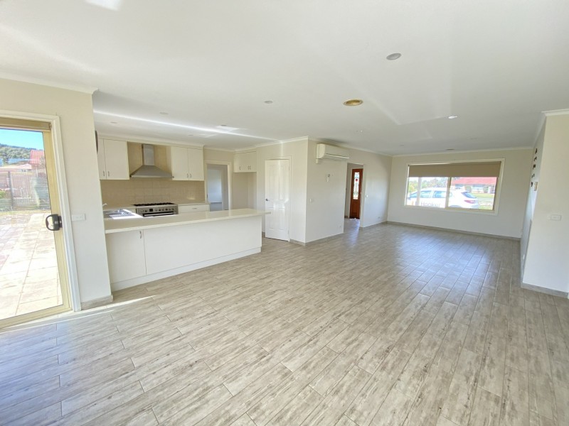 20 Cavallo Crescent, Hidden Valley VIC 3756