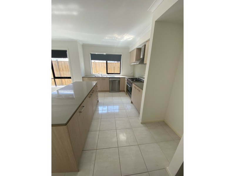 6 Ram Circuit, Wallan VIC 3756