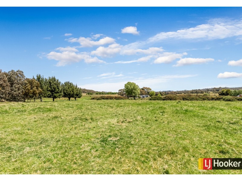 24 Wisemans Lane, Newham VIC 3442