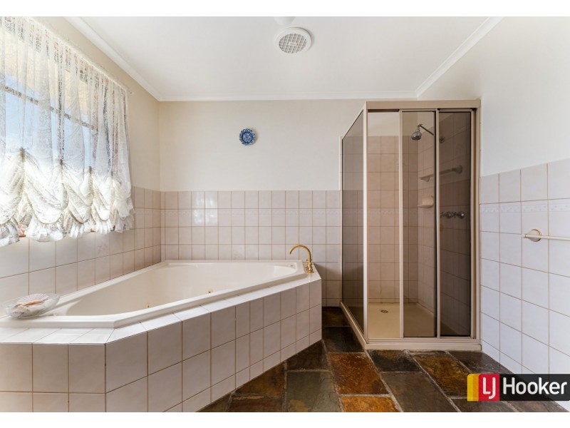 21 Harrington Drive, Kilmore VIC 3764