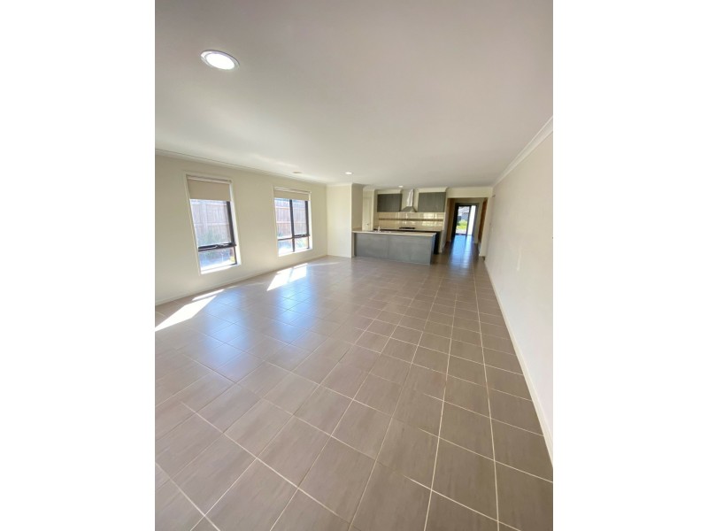 13 Dudley Street, Wallan VIC 3756