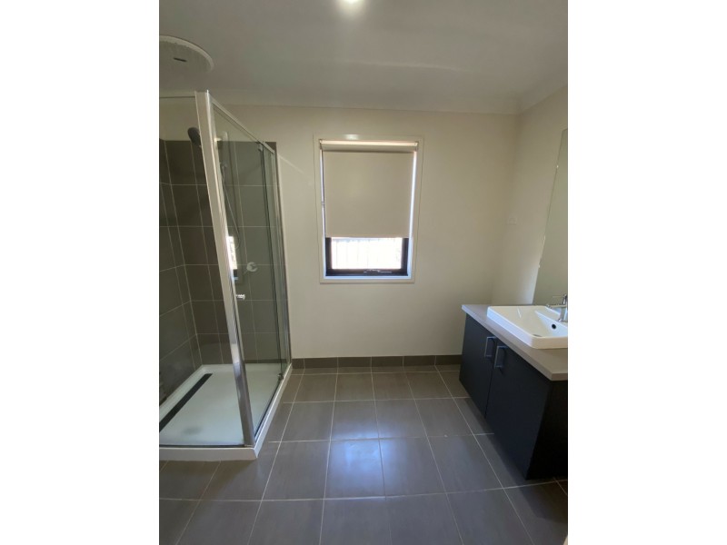 13 Dudley Street, Wallan VIC 3756