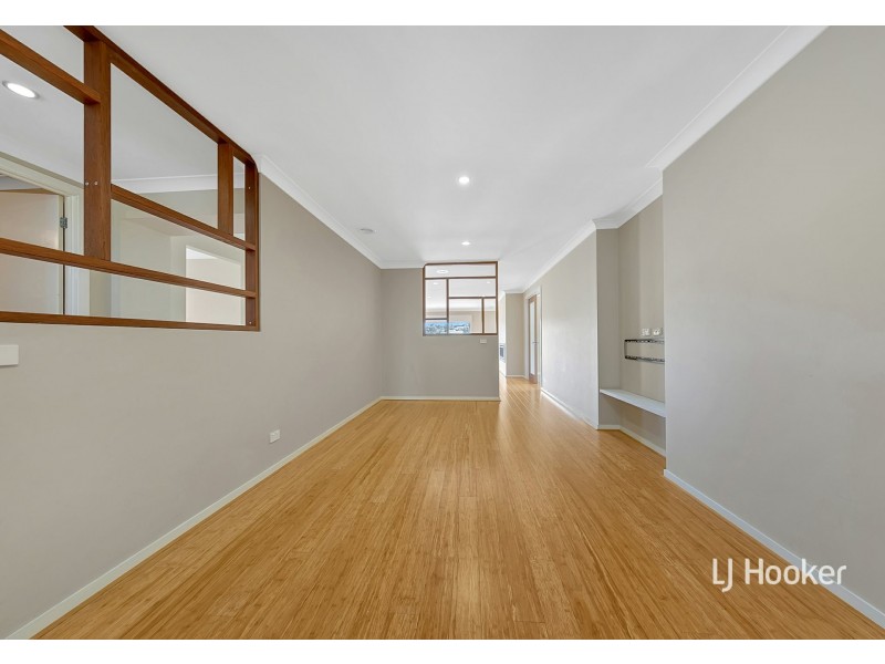 17 Cavallo Crescent, Hidden Valley VIC 3756