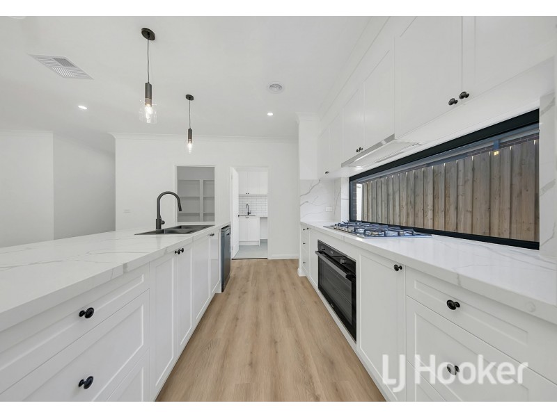 23 Ross Parade, Wallan VIC 3756