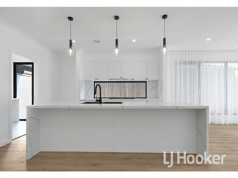 23 Ross Parade, Wallan VIC 3756