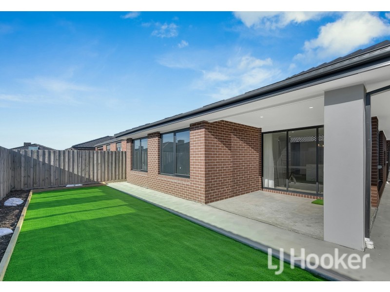 23 Ross Parade, Wallan VIC 3756