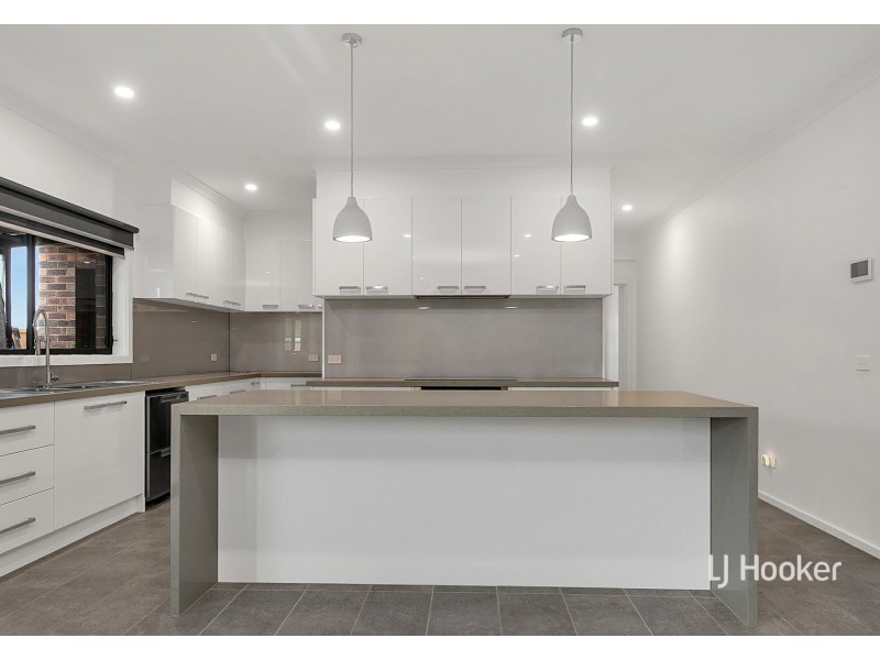 65 Viewhill Road, Kilmore VIC 3764