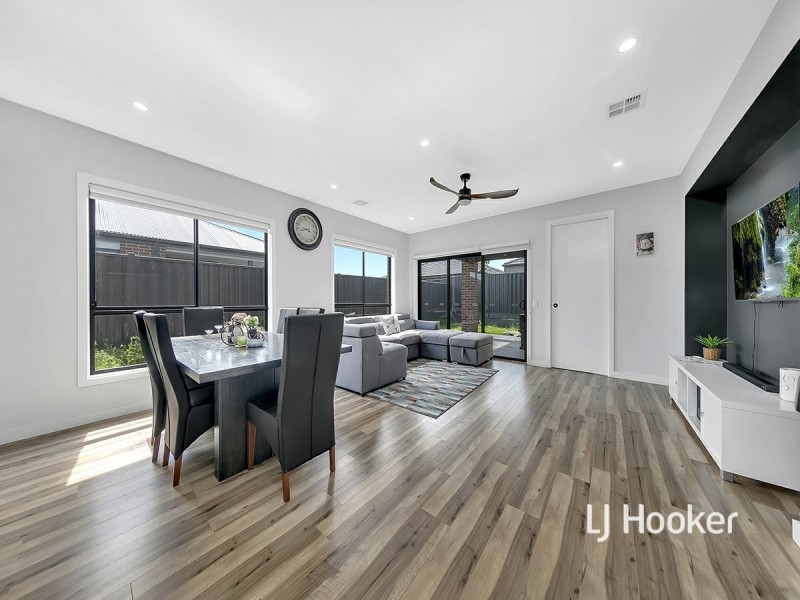 46 Groundberry Avenue, Wallan VIC 3756