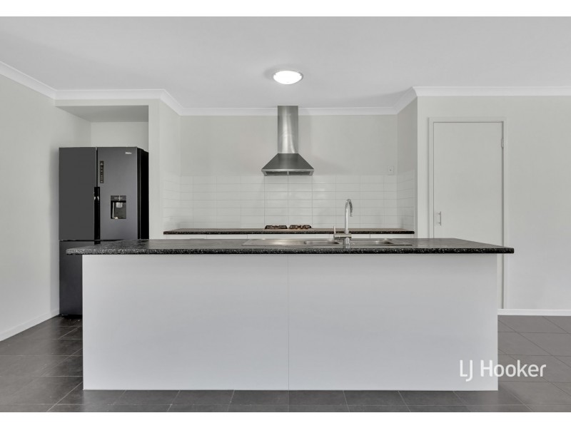 47 Maidenhair Drive, Wallan VIC 3756