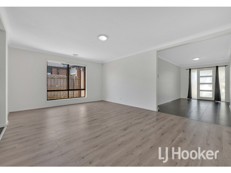 47 Maidenhair Drive, Wallan VIC 3756